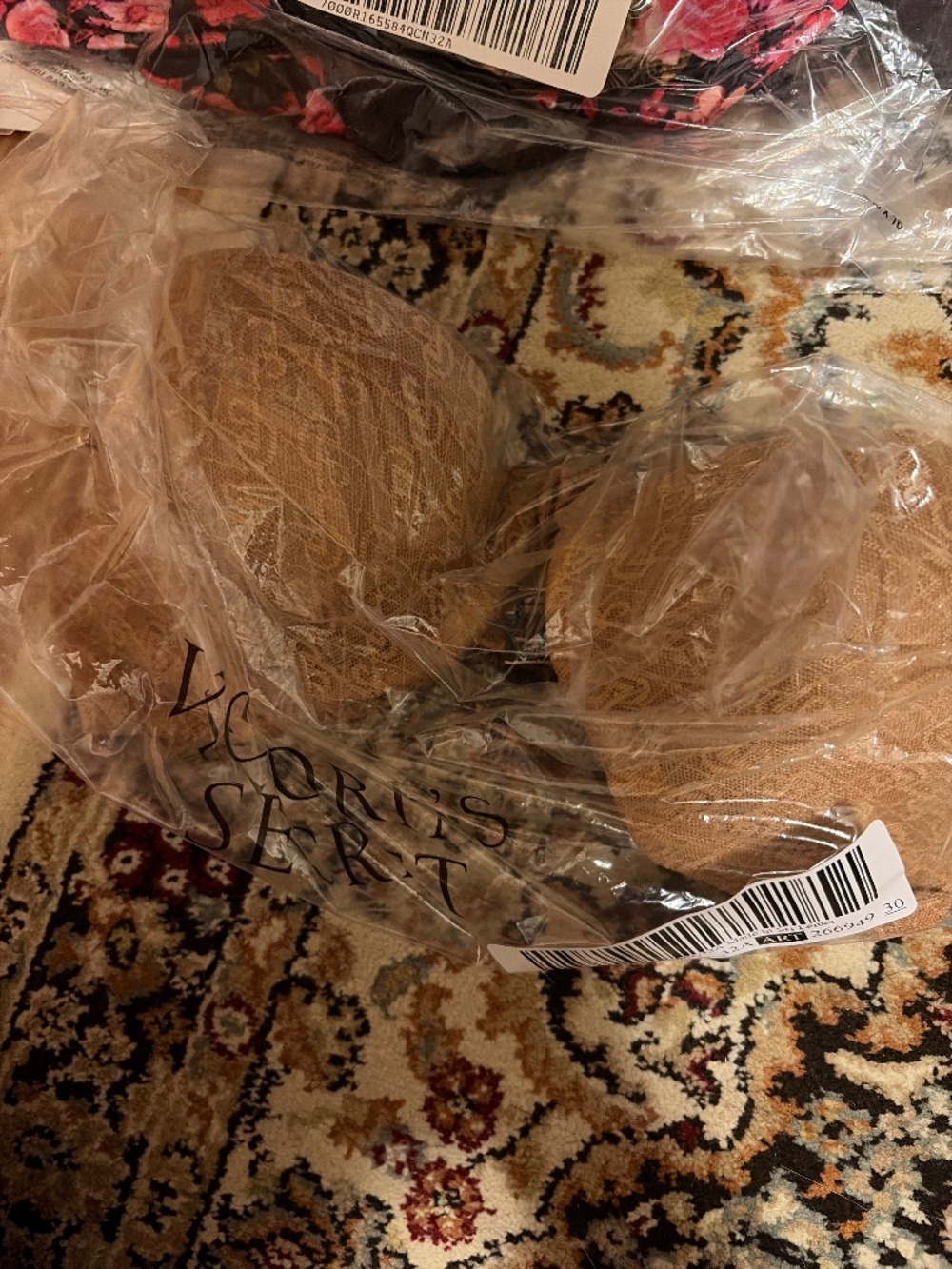 32A Victoria’s Secret push up bra